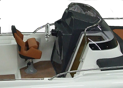 Člun motorový Mari 750 sundeck